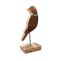 Handbemalter Holzvogel aus altem Weinfass auf Holzsockel mit floralem Motiv