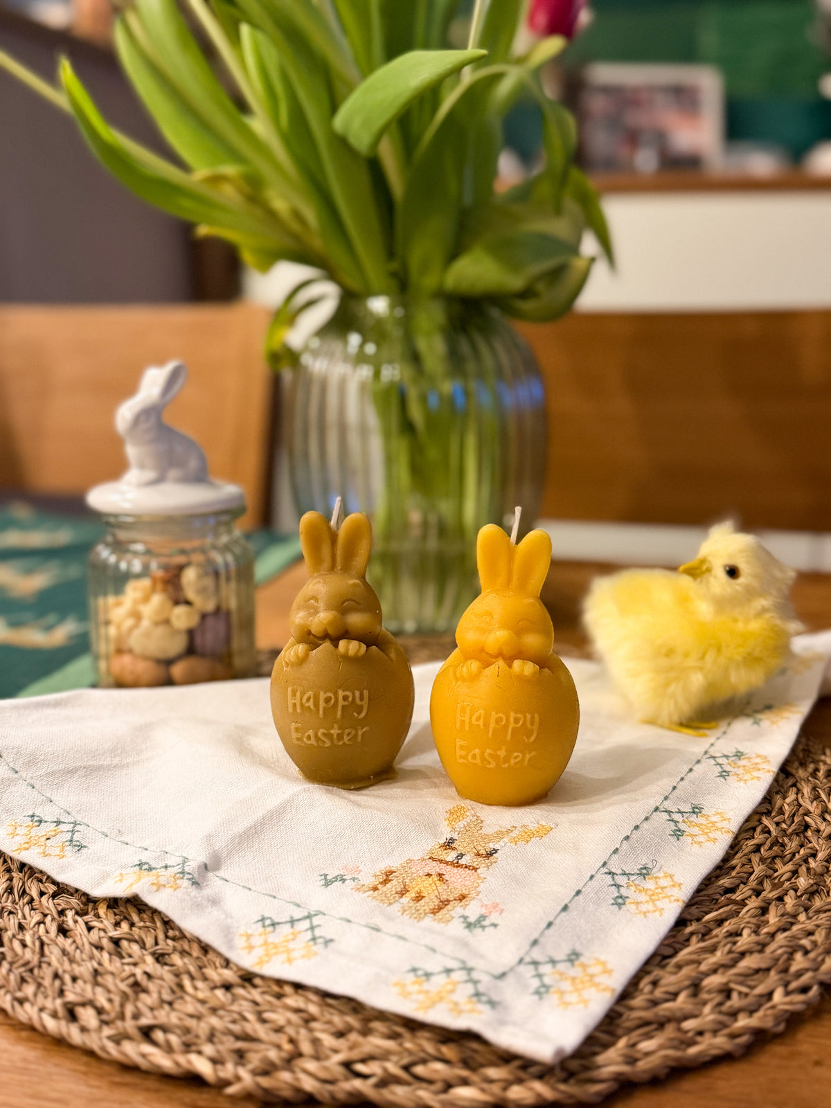 Bienenwachskerze „Happy Easter Hase“