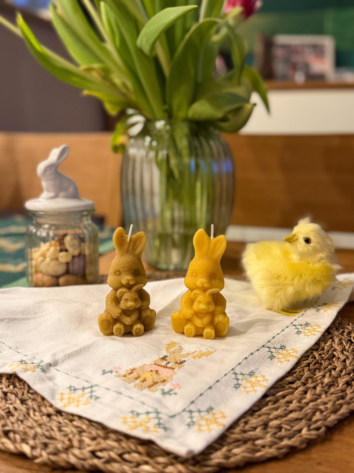 Bienenwachskerze „Hase mit Häschen“