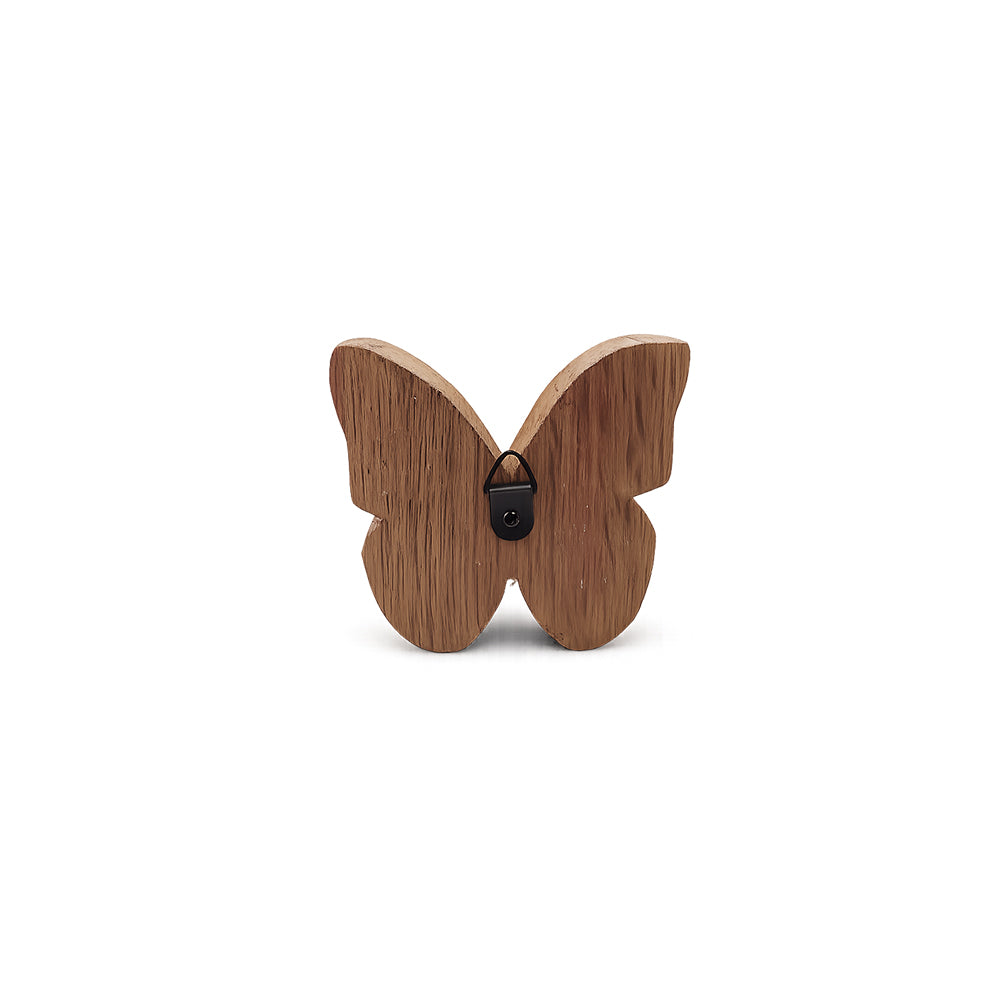 Kleiner Holzschmetterling aus Weinfass-Holz – zum Stellen & Aufhängen